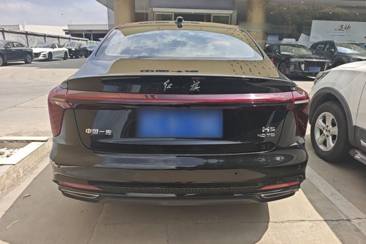 Used Hongqi H5 2025 2.0T Automatic Flag Edition – 500 000 Units Commemorative Version Rear