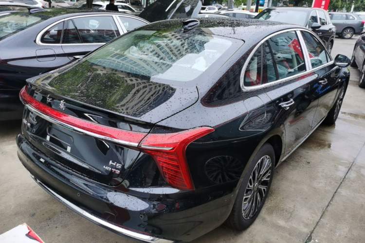 Used Hongqi H5 2025 2.0T Automatic Flag Edition – 500 000 Units Commemorative Version Rear Right 45 Deg