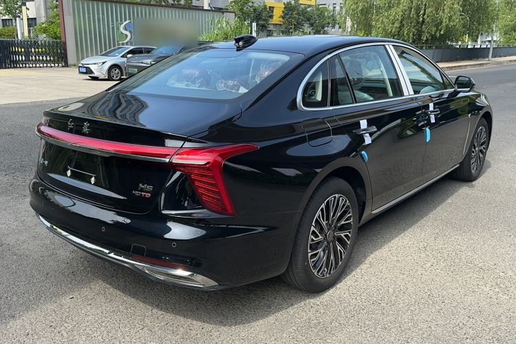 Used Hongqi H5 2025 2.0T Automatic Flag Edition – 500 000 Units Commemorative Version Rear Right 45 Deg