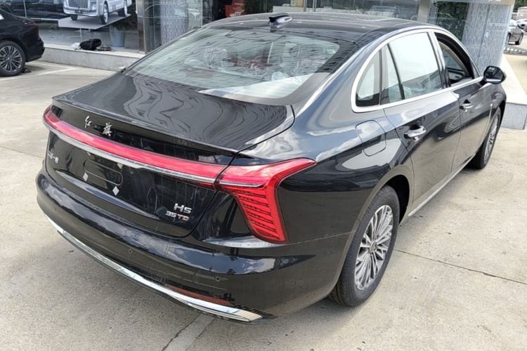 Used Hongqi H5 2025 1.5T DCT Qiyun 500 000th Unit Commemorative Edition Rear Right 45 Deg