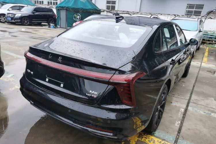 Used Hongqi H5 2025 2.0T Automatic Xuan Ying Edition Rear Right 45 Deg