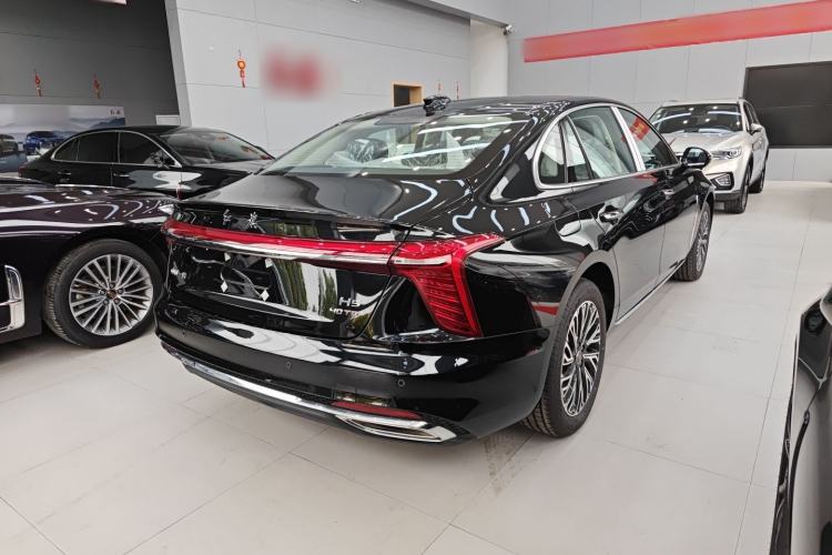 Used Hongqi H5 2025 2.0T Automatic Flag Edition – 500 000 Units Commemorative Version Rear Right 45 Deg