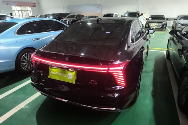Used Hongqi H5 2025 2.0T Automatic Flag Edition – 500 000 Units Commemorative Version Rear Right 45 Deg