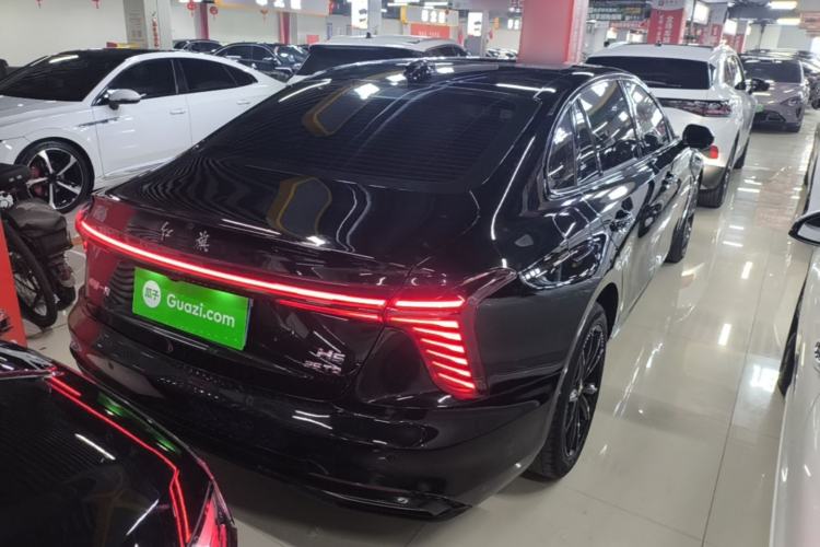 Used Hongqi H5 2025 1.5T DCT Xuan Ying Edition Rear Right 45 Deg