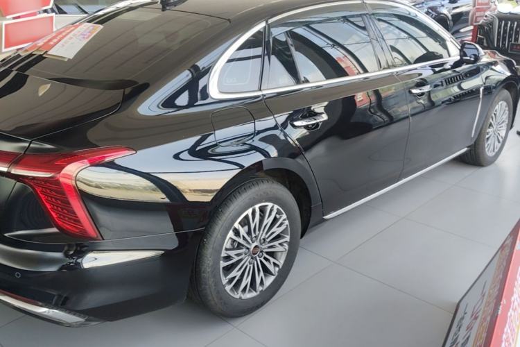 Used Hongqi H5 2025 1.5T DCT Qiyun 500 000th Unit Commemorative Edition Rear Right 45 Deg