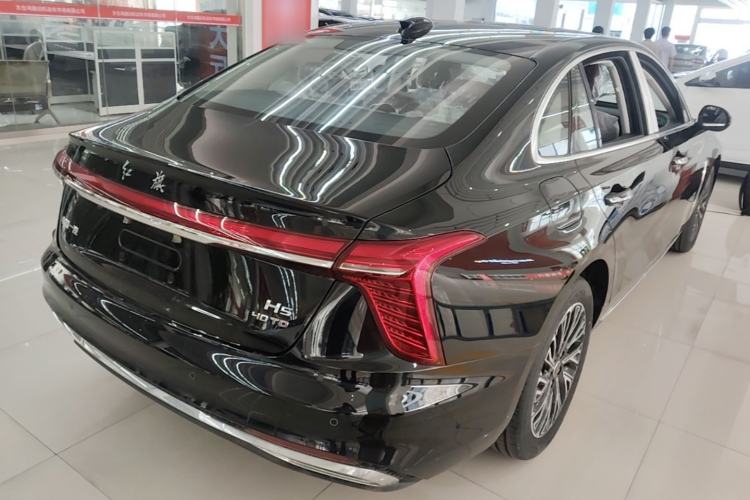 Used Hongqi H5 2025 2.0T Automatic Flag Edition – 500 000 Units Commemorative Version Rear Right 45 Deg