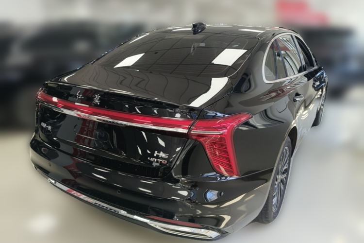 Used Hongqi H5 2025 2.0T Automatic Flag Edition – 500 000 Units Commemorative Version Rear Right 45 Deg