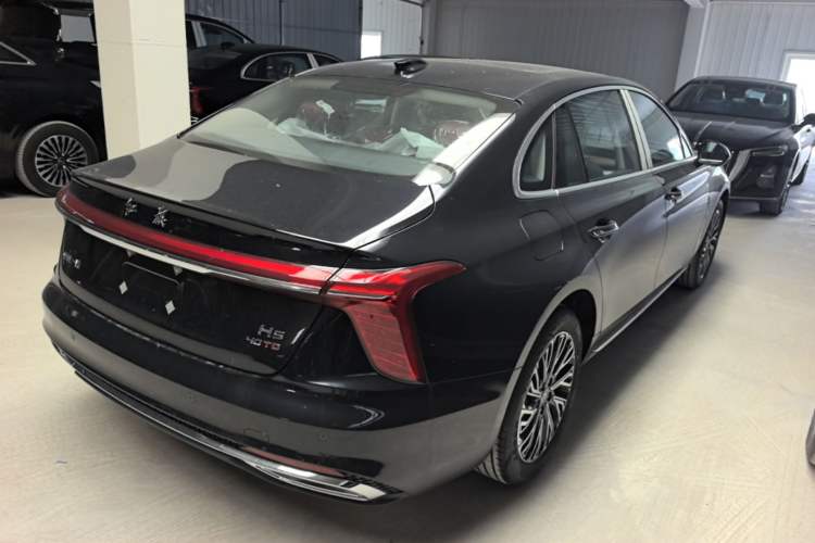 Used Hongqi H5 2025 2.0T Automatic Flag Edition – 500 000 Units Commemorative Version Rear Right 45 Deg