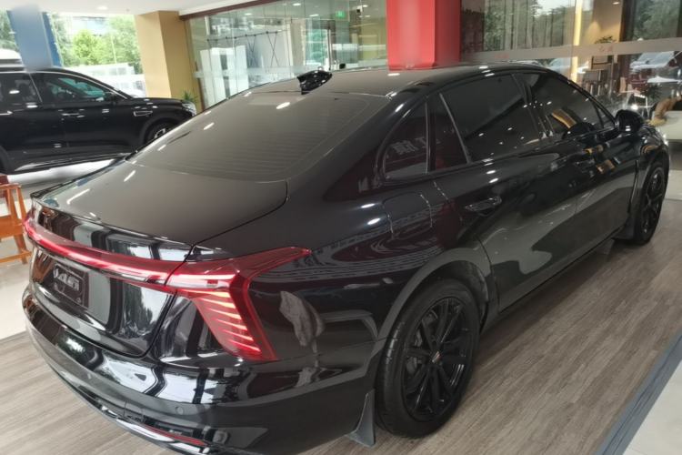 Used Hongqi H5 2025 2.0T Automatic Xuan Ying Edition Rear Right 45 Deg
