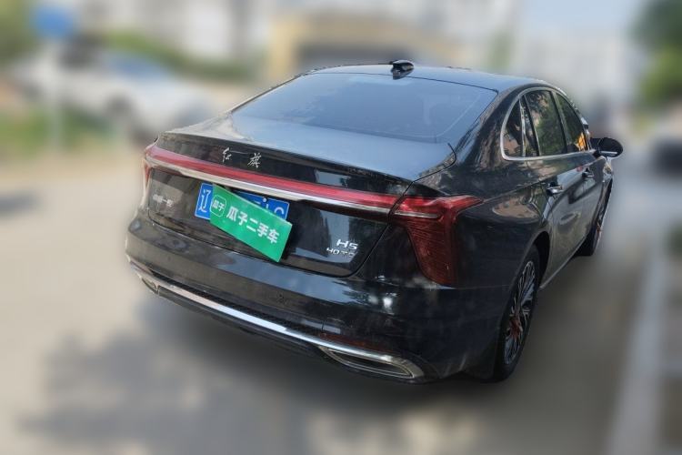 Used Hongqi H5 2025 2.0T Automatic Flag Edition – 500 000 Units Commemorative Version Rear Right 45 Deg