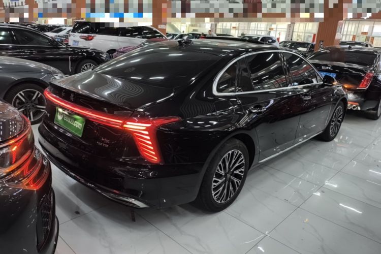 Used Hongqi H5 2025 2.0T Automatic Flag Edition – 500 000 Units Commemorative Version Rear Right 45 Deg