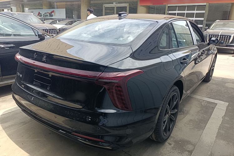 Used Hongqi H5 2025 2.0T Automatic Xuan Ying Edition Rear Right 45 Deg