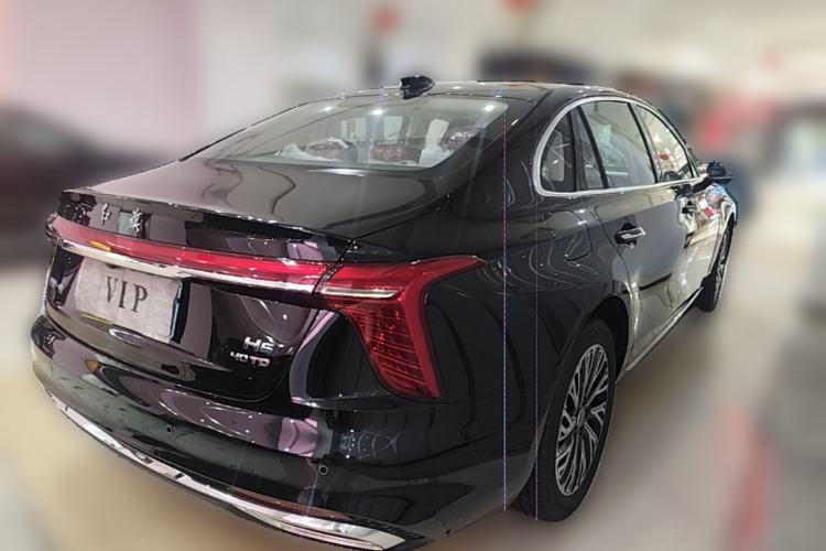 Used Hongqi H5 2025 2.0T Automatic Flag Edition – 500 000 Units Commemorative Version Rear Right 45 Deg