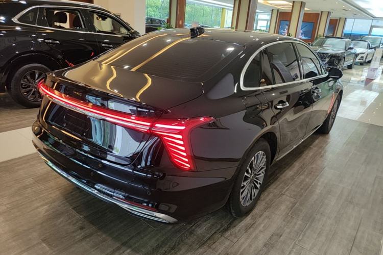 Used Hongqi H5 2025 1.5T DCT Qiyun 500 000th Unit Commemorative Edition Rear Right 45 Deg