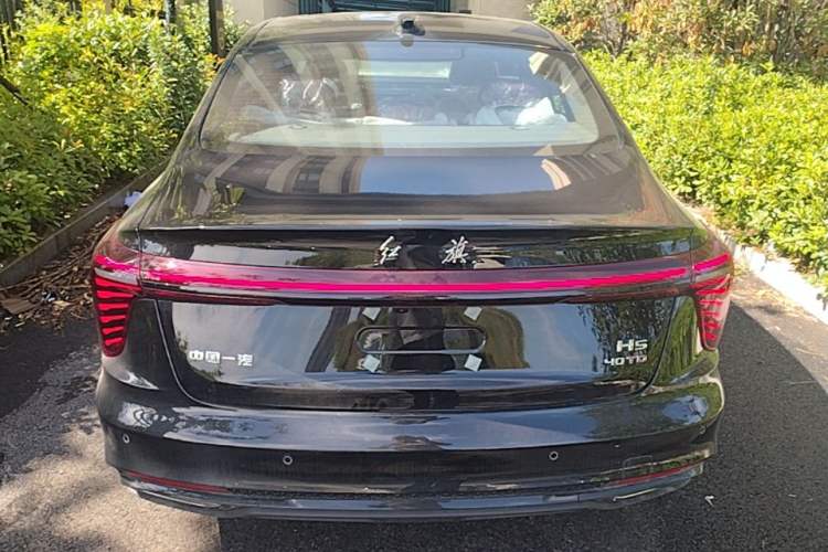 Used Hongqi H5 2025 2.0T Automatic Xuan Ying Edition Rear