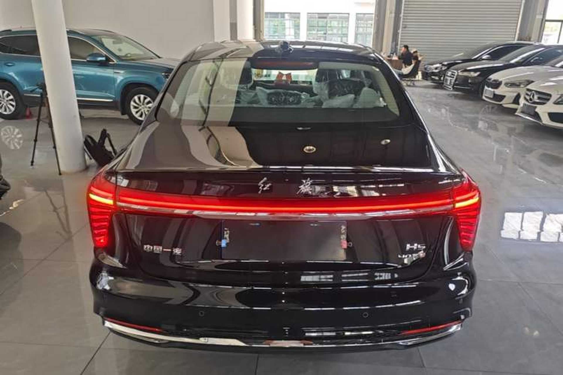 Used Hongqi H5 2025 2.0T Automatic Flag Edition – 500 000 Units Commemorative Version Rear