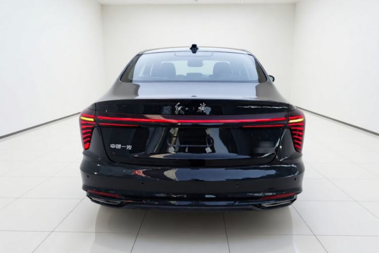 Used Hongqi H5 2025 Model 2.0T Automatic Xuan Ying 2 Million Units Commemorative Edition Rear