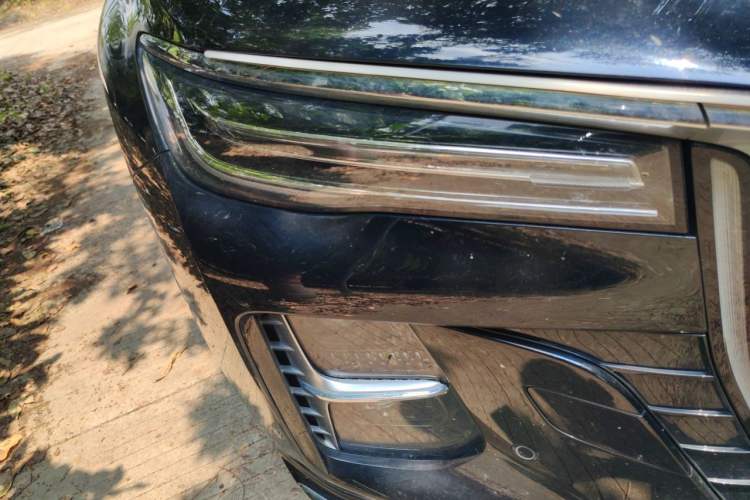 Used Hongqi H5 2025 1.5T DCT Qiyun 500 000th Unit Commemorative Edition Right Front Headlight