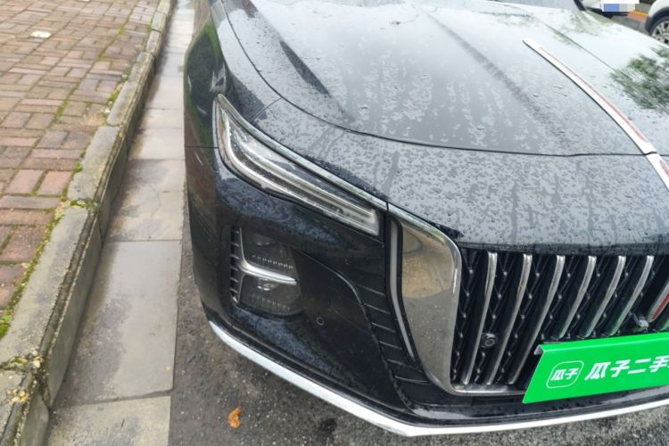 Used Hongqi H5 2025 2.0T Automatic Flag Edition – 500 000 Units Commemorative Version Right Front Headlight
