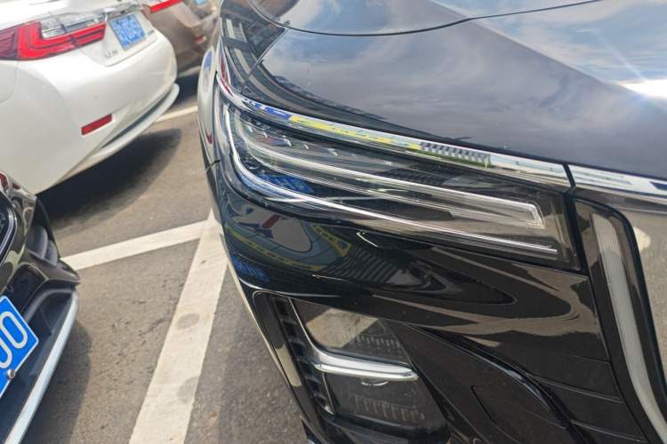 Used Hongqi H5 2025 1.5T DCT Qiyun 500 000th Unit Commemorative Edition Right Front Headlight