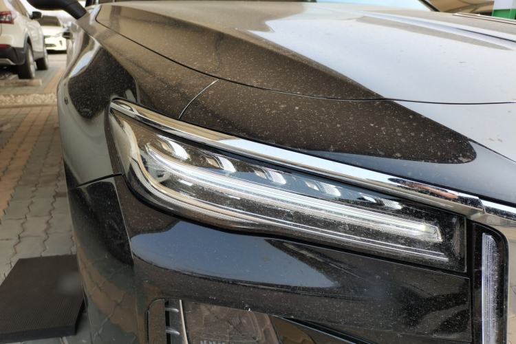 Used Hongqi H5 2025 1.5T DCT Qiyun 500 000th Unit Commemorative Edition Right Front Headlight
