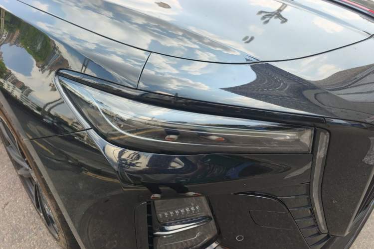 Used Hongqi H5 2025 1.5T DCT Xuan Ying Edition Right Front Headlight