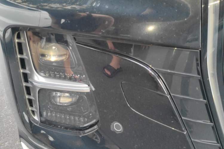 Used Hongqi H5 2025 1.5T DCT Qiyun 500 000th Unit Commemorative Edition Right Front Headlight