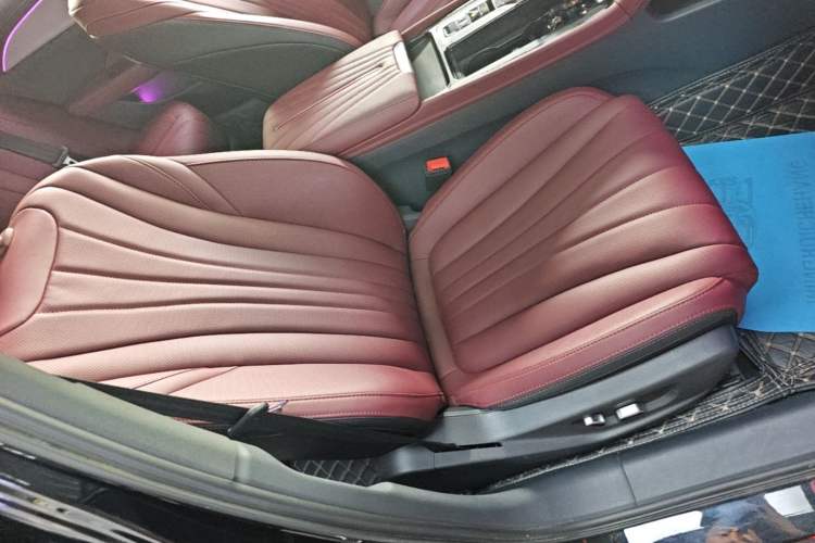 Used Hongqi H5 2025 1.5T DCT Xuan Ying Edition Right Front Seat