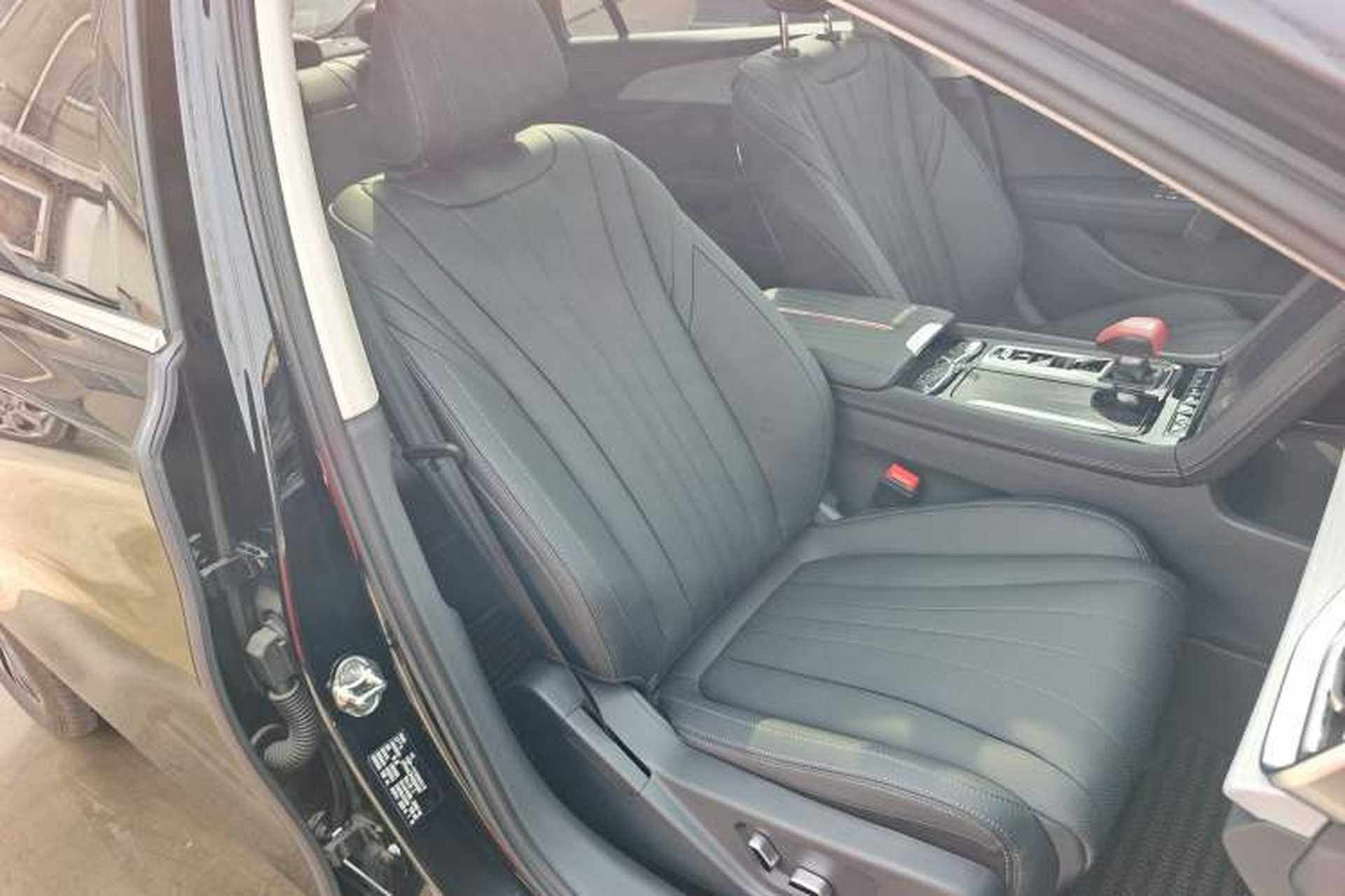 Used Hongqi H5 2025 2.0T Automatic Flag Edition – 500 000 Units Commemorative Version Right Front Seat