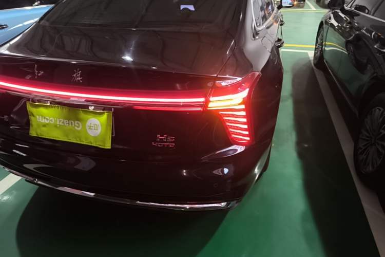 Used Hongqi H5 2025 2.0T Automatic Flag Edition – 500 000 Units Commemorative Version Right Rear Taillight