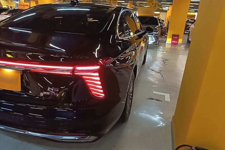 Used Hongqi H5 2025 1.5T DCT Qiyun 500 000th Unit Commemorative Edition Right Rear Taillight