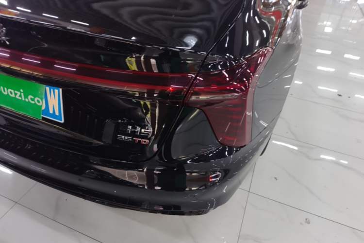 Used Hongqi H5 2025 1.5T DCT Xuan Ying Edition Right Rear Taillight