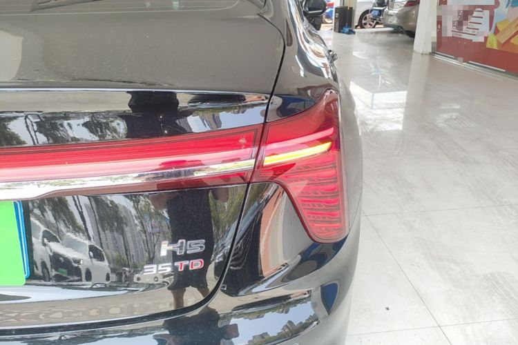 Used Hongqi H5 2025 1.5T DCT Qiyun 500 000th Unit Commemorative Edition Right Rear Taillight