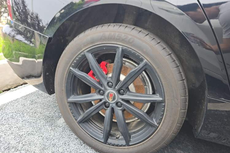 Used Hongqi H5 2025 1.5T DCT Xuan Ying Edition Right Rear Wheel Hub