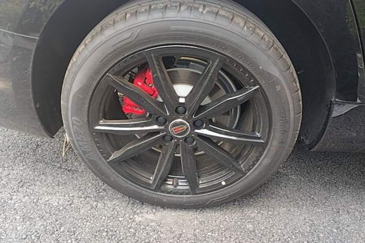 Used Hongqi H5 2025 2.0T Automatic Xuan Ying Edition Right Rear Wheel Hub