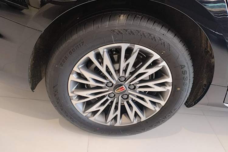 Used Hongqi H5 2025 1.5T DCT Qiyun 500 000th Unit Commemorative Edition Right Rear Wheel Hub