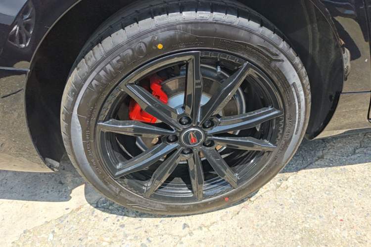 Used Hongqi H5 2025 1.5T DCT Xuan Ying Edition Right Rear Wheel Hub