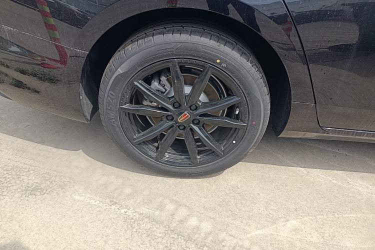 Used Hongqi H5 2025 1.5T DCT Xuan Ying Edition Right Rear Wheel Hub