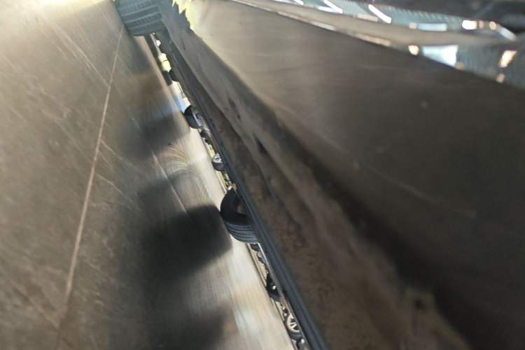 Used Hongqi H5 2025 1.5T DCT Qiyun 500 000th Unit Commemorative Edition Right Side Sill