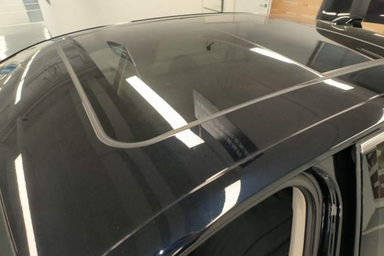 Used Hongqi H5 2025 1.5T DCT Qiyun 500 000th Unit Commemorative Edition Roof