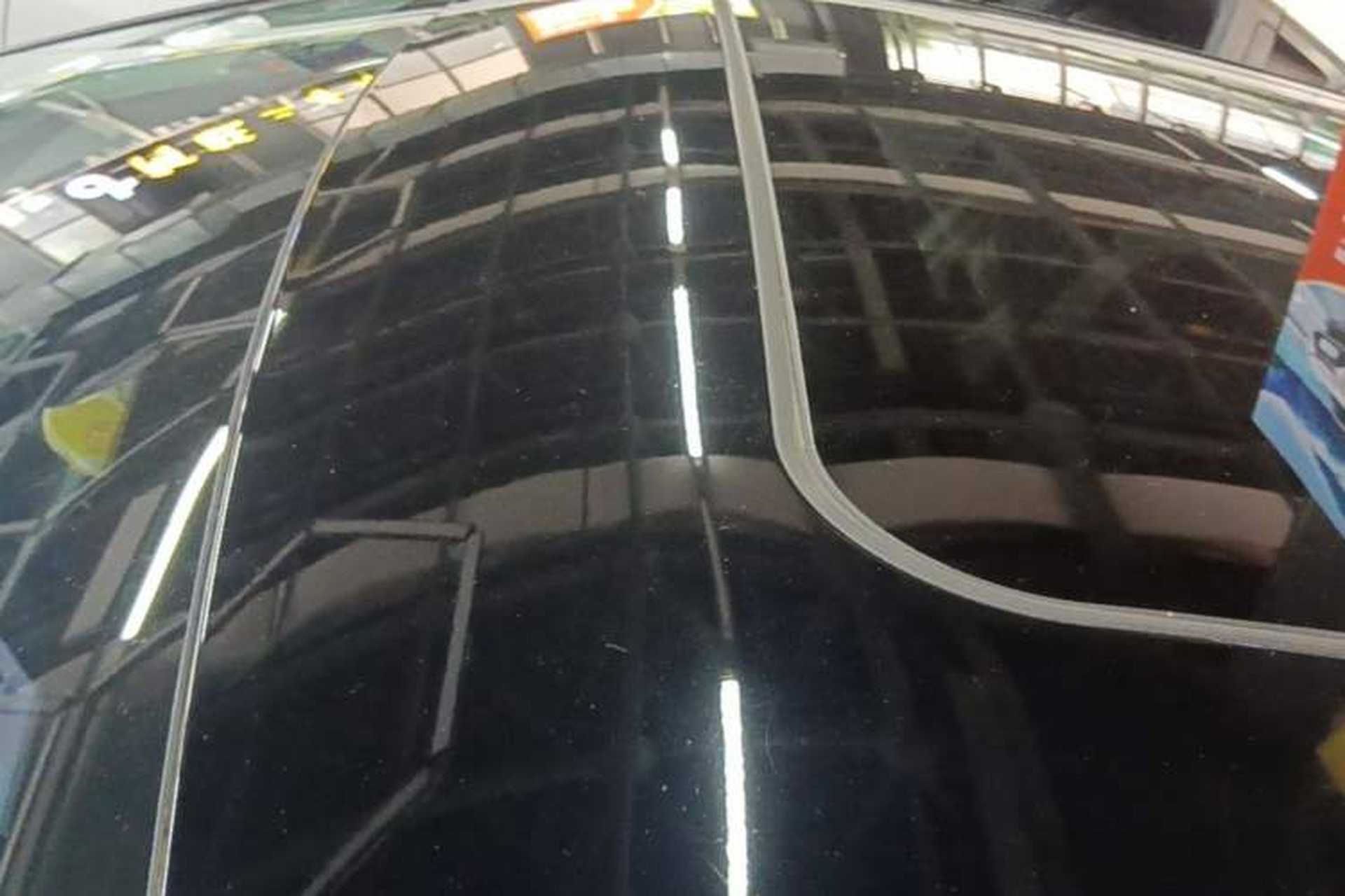 Used Hongqi H5 2025 2.0T Automatic Flag Edition – 500 000 Units Commemorative Version Roof