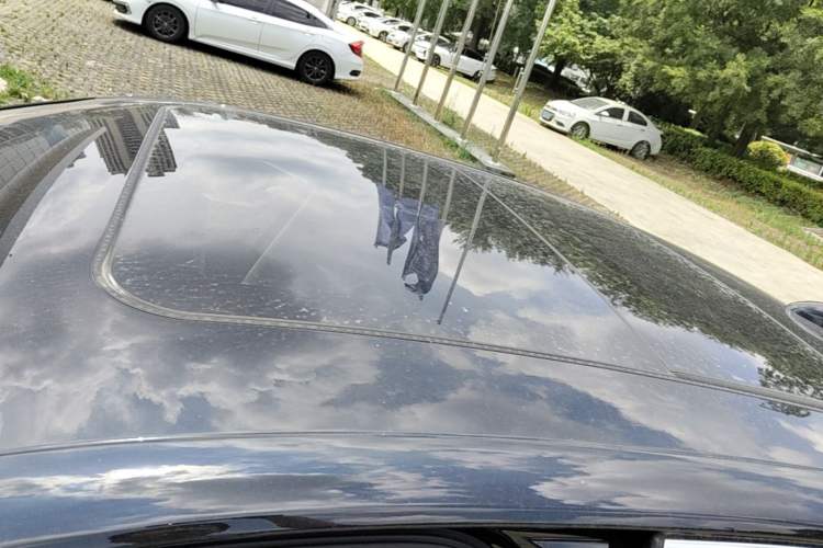 Used Hongqi H5 2025 1.5T DCT Qiyun 500 000th Unit Commemorative Edition Roof