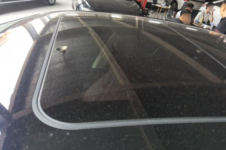Used Hongqi H5 2025 1.5T DCT Qiyun 500 000th Unit Commemorative Edition Roof