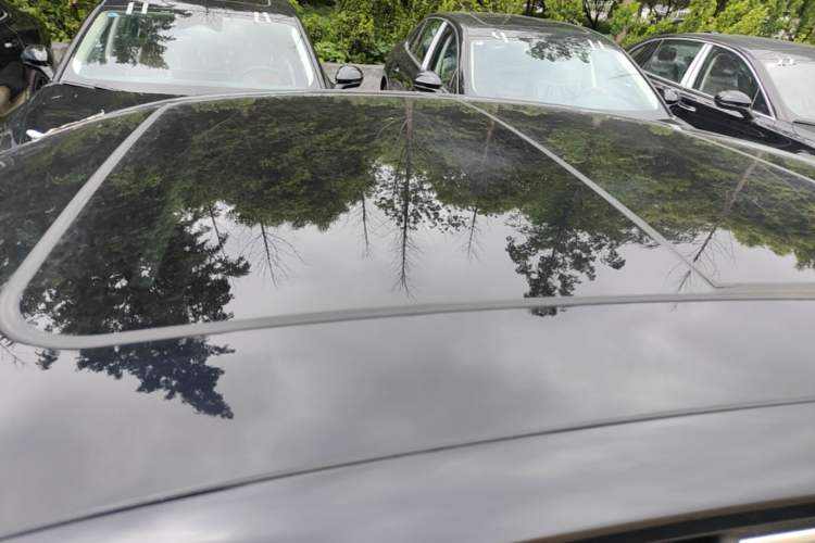 Used Hongqi H5 2025 2.0T Automatic Flagship 500 000th Unit Anniversary Edition Roof