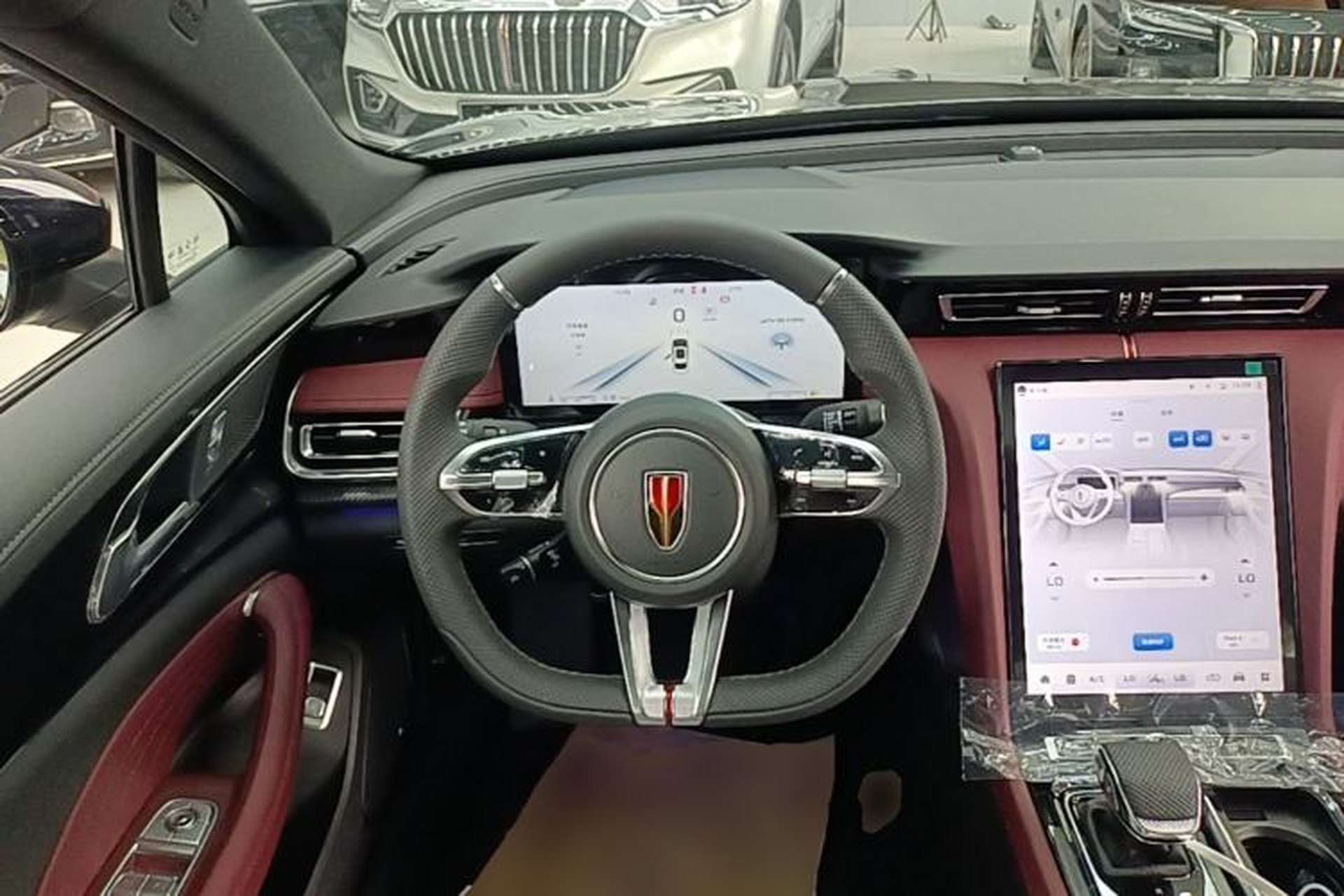 Used Hongqi H5 2025 Model 2.0T Automatic Xuan Ying 2 Million Units Commemorative Edition Steering Wheel