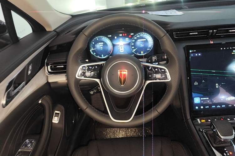 Used Hongqi H5 2025 2.0T Automatic Flag Edition – 500 000 Units Commemorative Version Steering Wheel