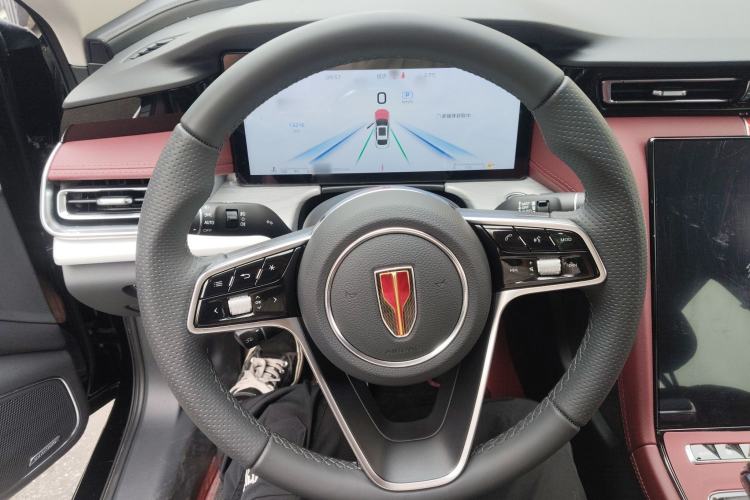 Used Hongqi H5 2025 2.0T Automatic Flag Edition – 500 000 Units Commemorative Version Steering Wheel