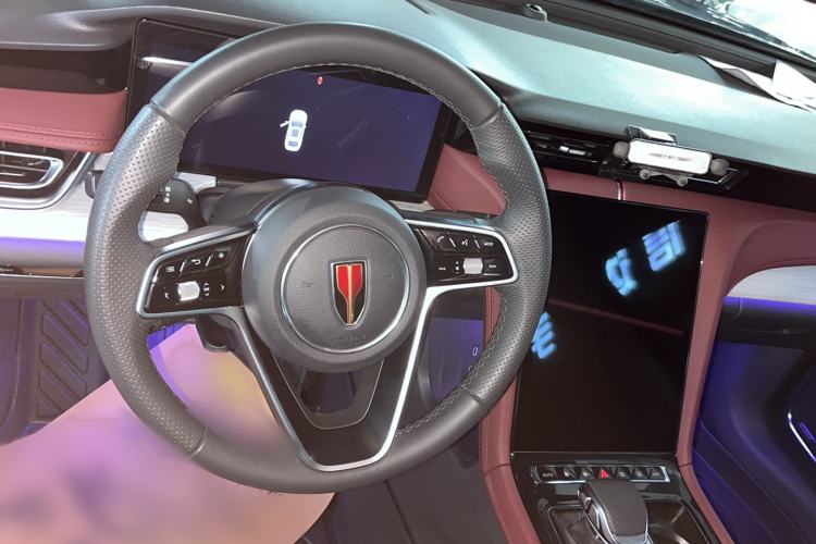 Used Hongqi H5 2025 2.0T Automatic Flag Edition – 500 000 Units Commemorative Version Steering Wheel