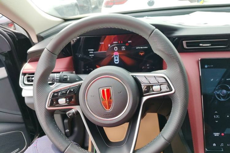 Used Hongqi H5 2025 2.0T Automatic Flag Edition – 500 000 Units Commemorative Version Steering Wheel