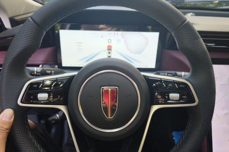 Used Hongqi H5 2025 2.0T Automatic Flag Edition – 500 000 Units Commemorative Version Steering Wheel